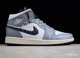 Hyperoad Jordan Mid Air 1 0523